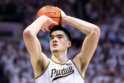 zack edey draft preview.